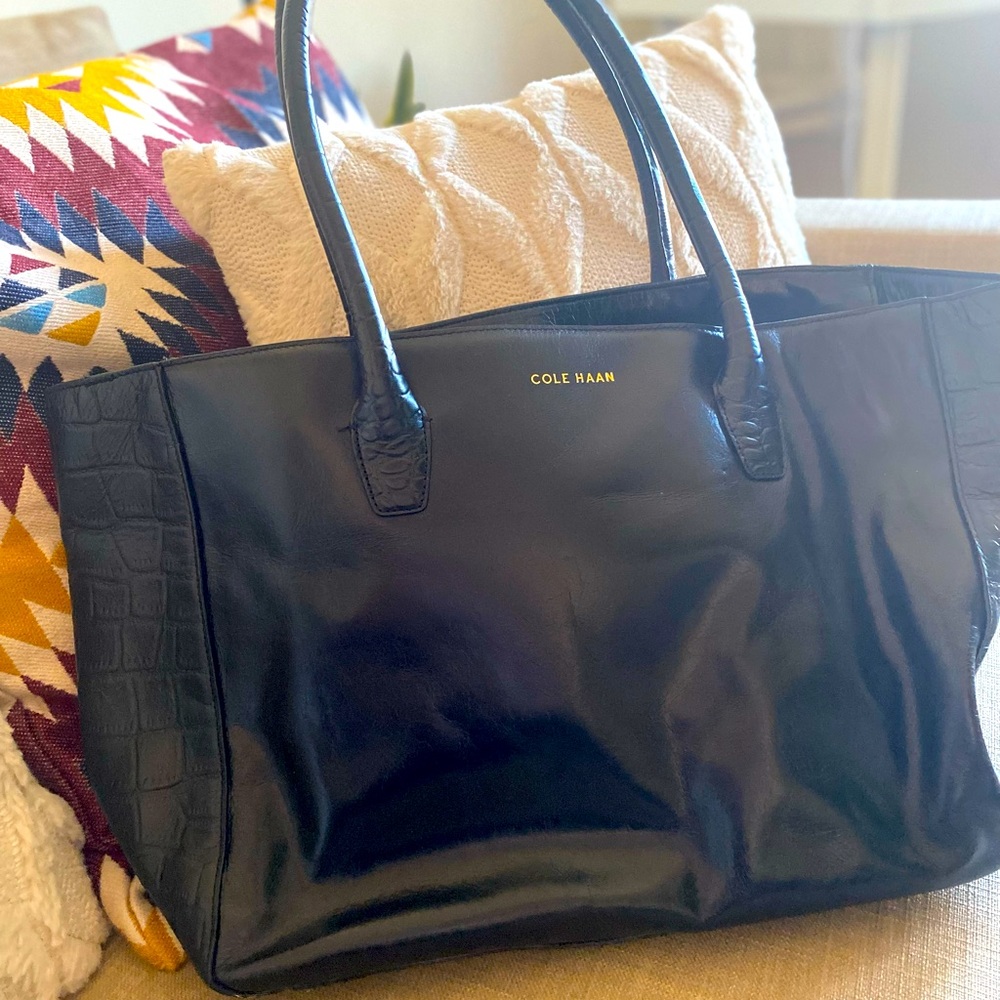 Black Cole Haan Bag lightly used, leather tote